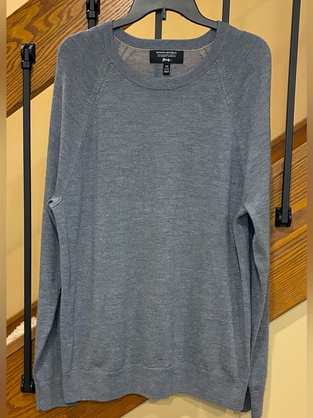 Banana Republic sweater Italian Merino Wool  Crewneck Pullover  Gray SZ. L tall